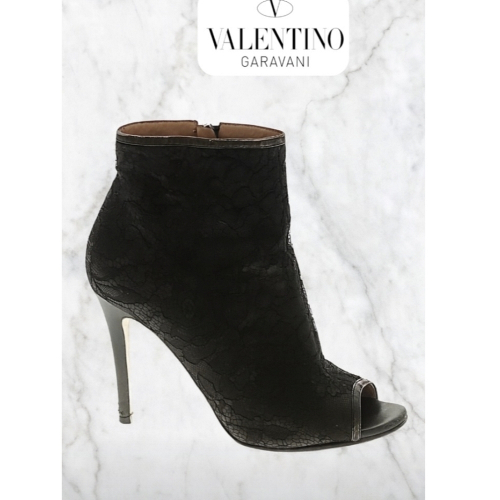VALENTINO Garavani Black Floral Lace Leather Open-toe Ankle Boots Size 37 1/2